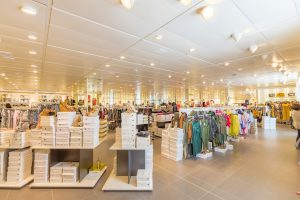 How Local SEO Affects Foot Traffic for Brick-and-Mortar Shop 3 What Makes Local SEO Different from Regular SEO